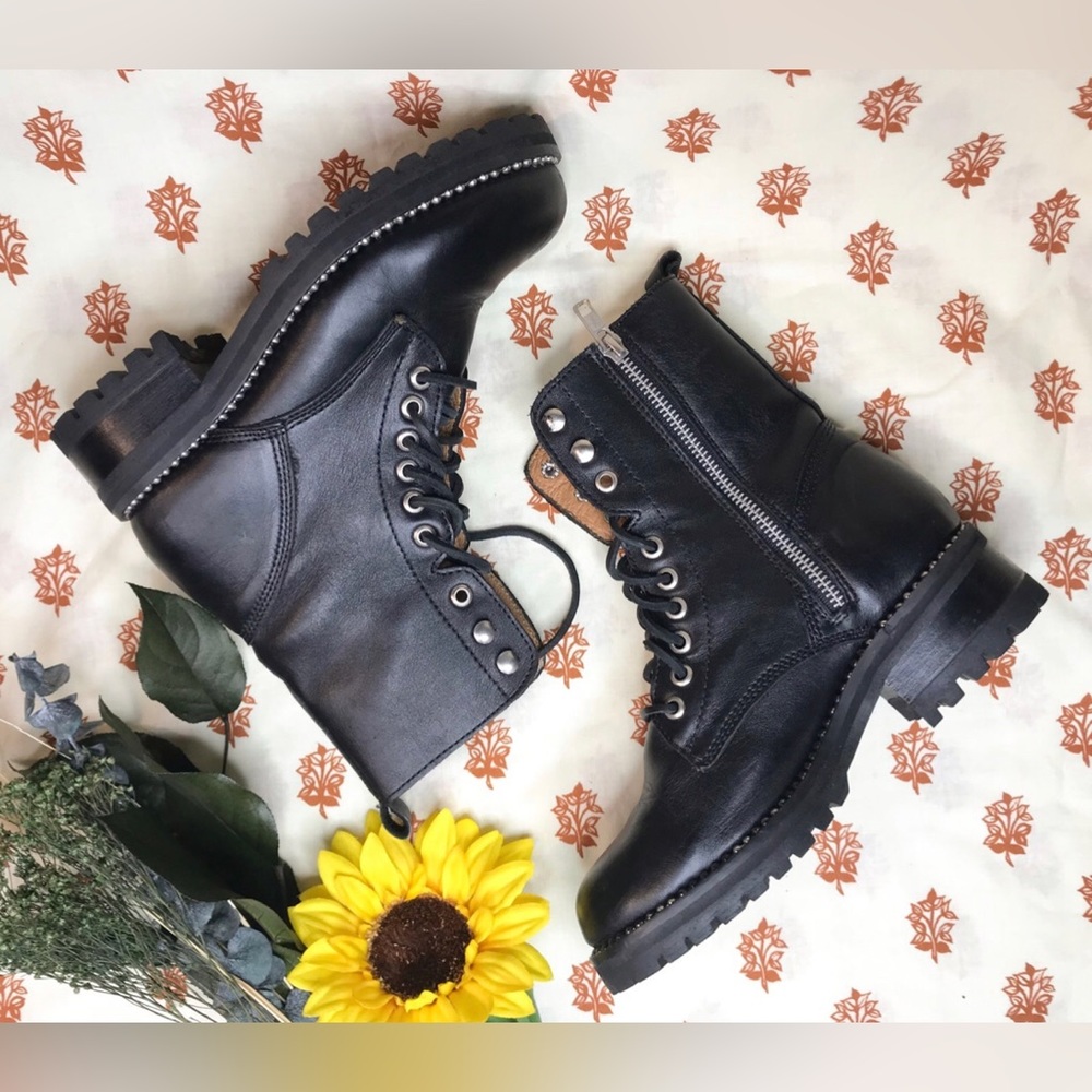 Steve Madden black leather combat boots side zipper